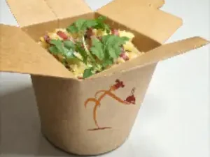 Bacon fumé Oignon Ail Herbes origan, basilic Fromage râpé parmesan